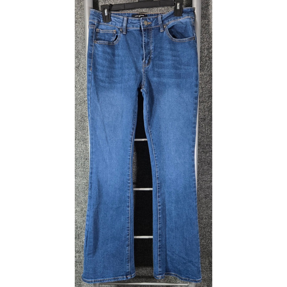 Fire & Rain Womens Flare Leg Medium Wash Stretch Denim Jeans Size 11 QQ-10306-LB